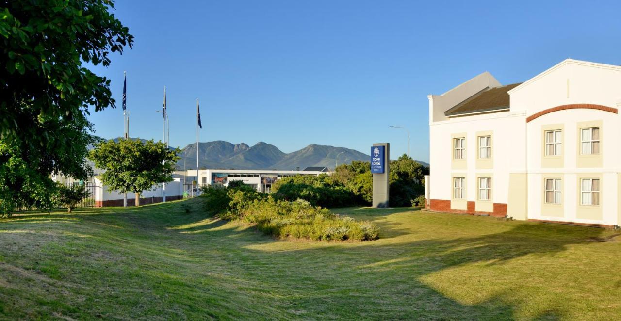 Town Lodge George Exterior foto